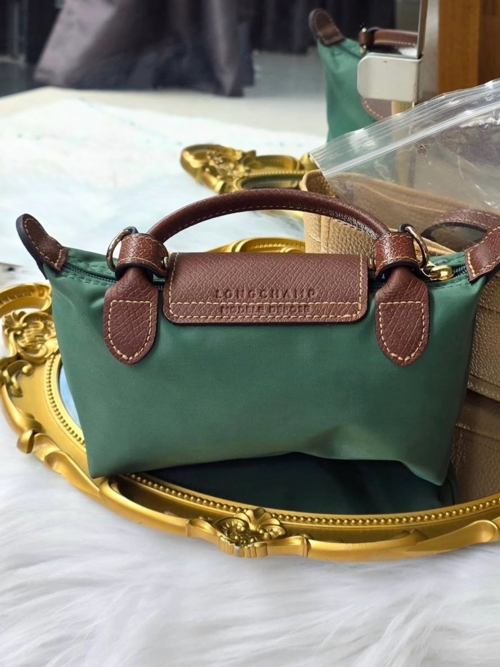 Longchamp Mini in Green - Picture 4 of 6